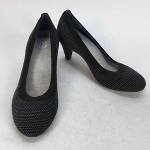 Betabrand Late to the Gate Heels 8